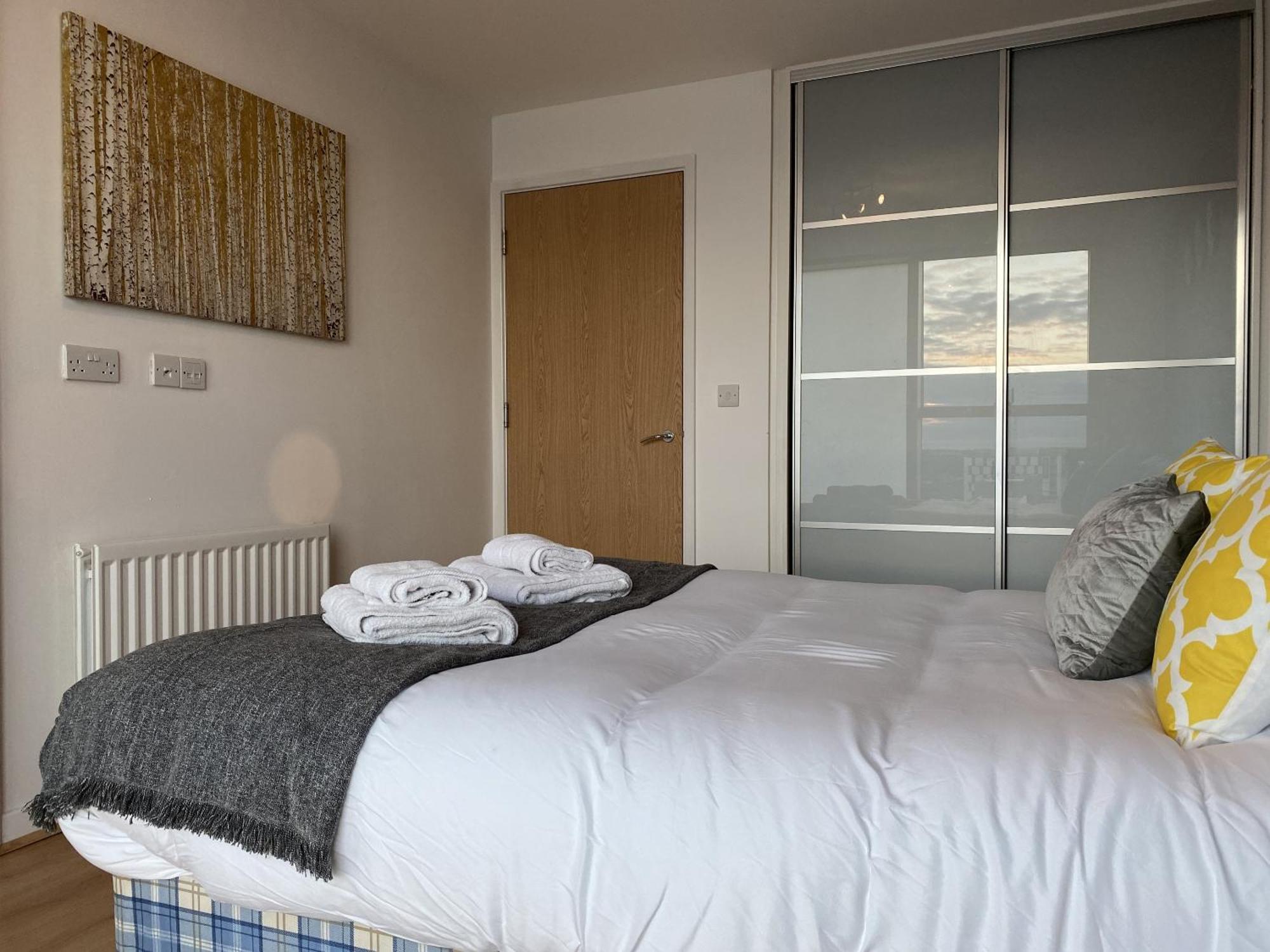 Tailor That Property - Chelsea House Milton Keynes Room photo